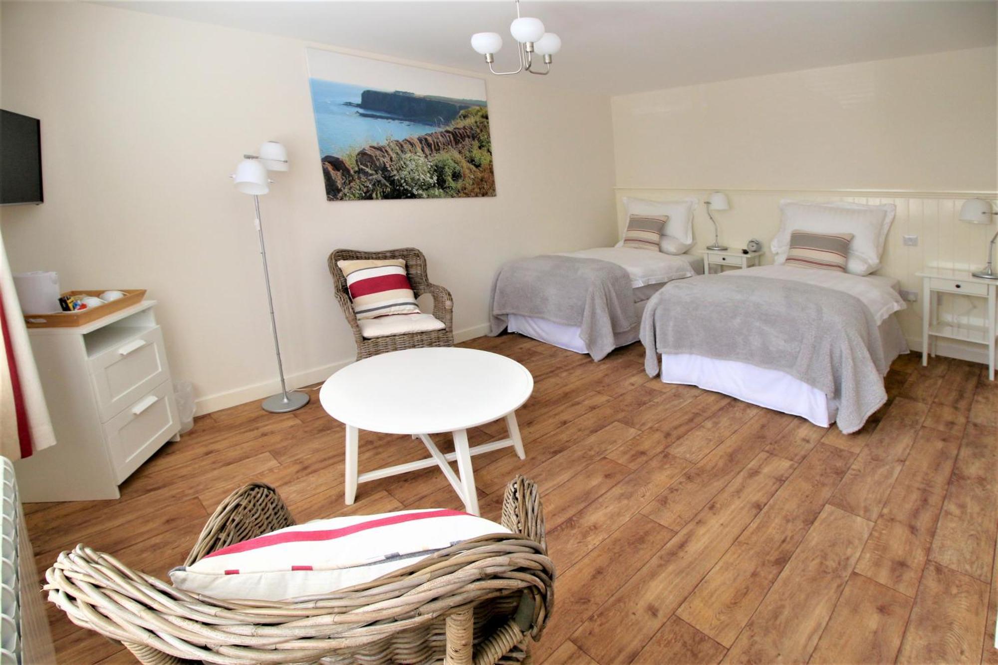 The Old Brewhouse Hotell Arbroath Rum bild